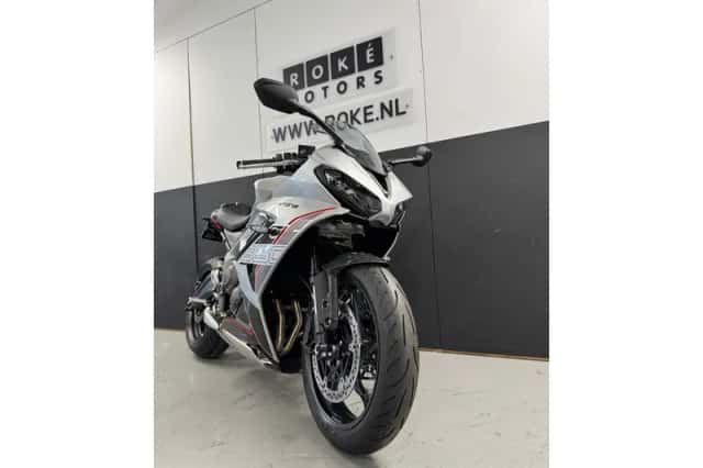 Triumph Daytona 660 (2026) thumbnail 3