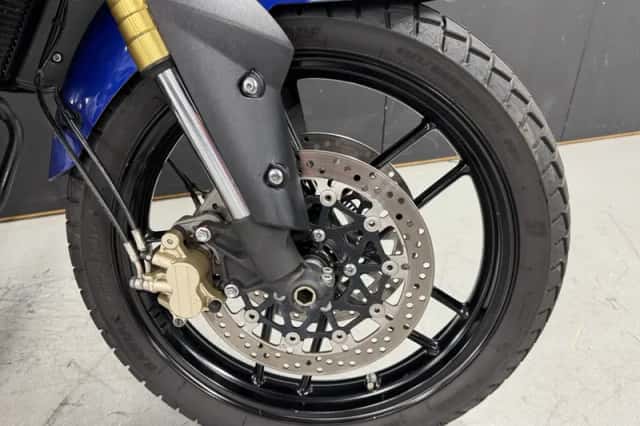 Triumph Tiger 800 (2012) thumbnail 2