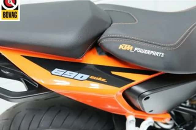 KTM 690 Duke (2017) thumbnail 6