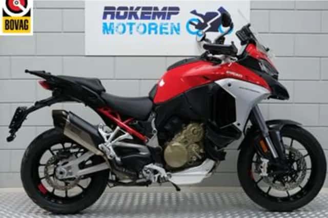 Ducati Multistrada V4S (2021) thumbnail 1