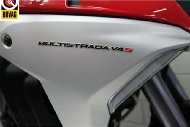 Ducati Multistrada V4S (2021) thumbnail 4