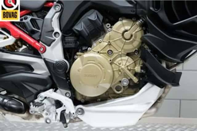 Ducati Multistrada V4S (2021) thumbnail 5