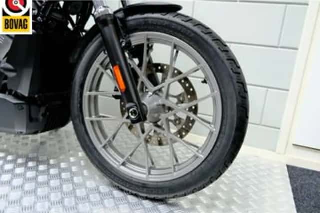 Harley-Davidson Nightster (2024) thumbnail 2