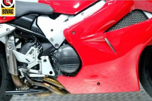 Honda VFR 800 Vtec (2002) thumbnail 4