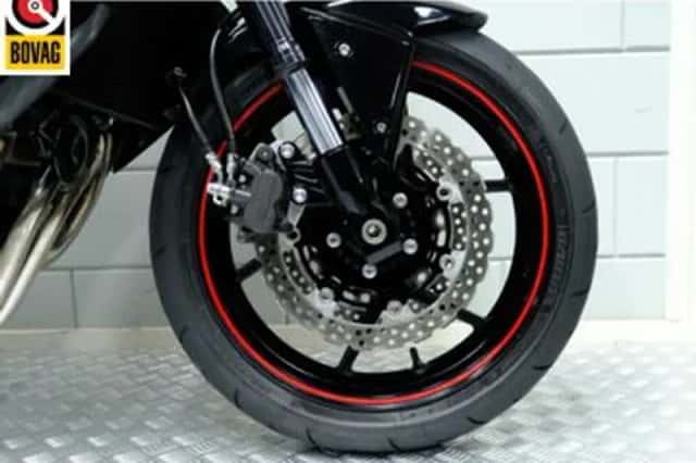 Kawasaki Z750 (2010) thumbnail 2