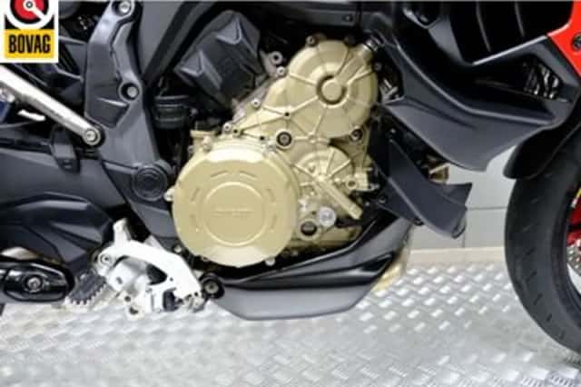 Ducati Multistrada V4 RS (2024) thumbnail 5
