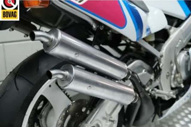 Suzuki RGV 250 (1991) thumbnail 6