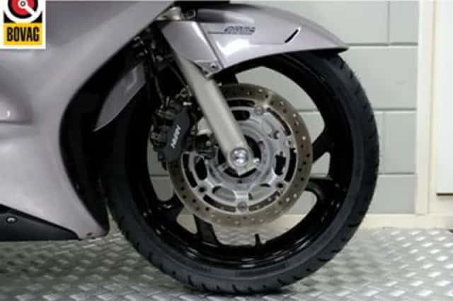 Honda ST 1300 PAN European (2003) thumbnail 2