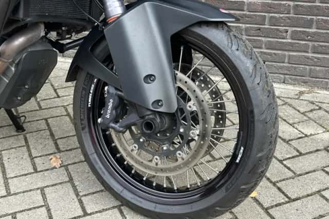 KTM 1190 Adventure (2013) thumbnail 3
