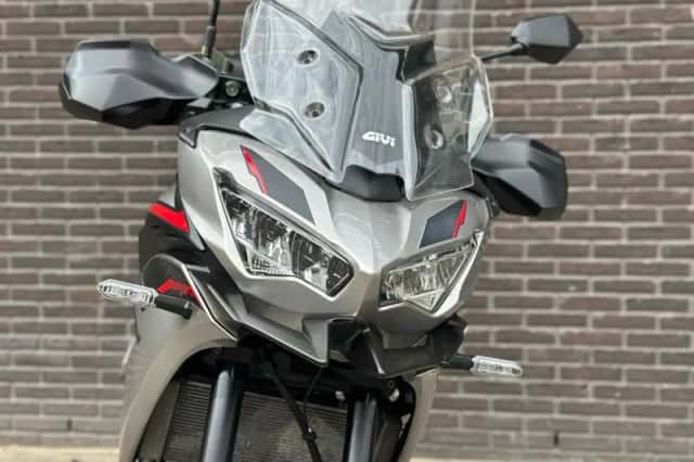 Kawasaki Versys 650 (2022) thumbnail 2
