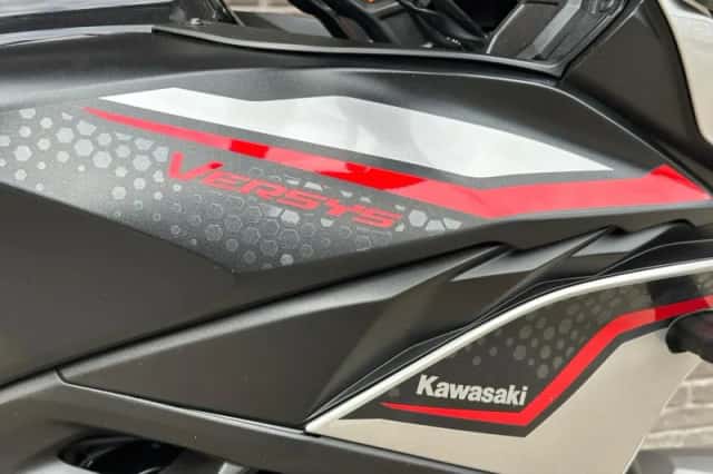 Kawasaki Versys 650 (2022) thumbnail 6