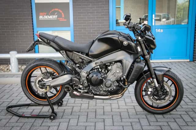 Yamaha MT-09 (2021) thumbnail 1