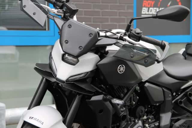 Yamaha MT-07 (2025) thumbnail 5