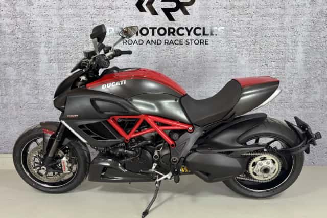 Ducati Diavel (2012) thumbnail 2