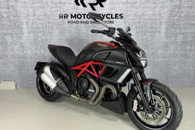 Ducati Diavel (2012) thumbnail 3