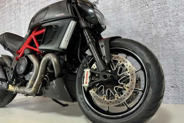 Ducati Diavel (2012) thumbnail 6