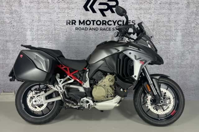 Ducati Multistrada V4S (2024) thumbnail 1
