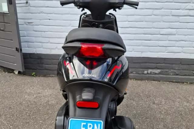 Piaggio Zip (2020) thumbnail 6