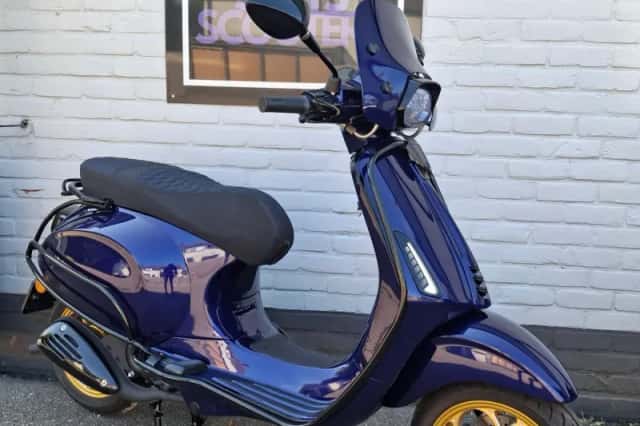 Vespa Sprint (2017) thumbnail 1