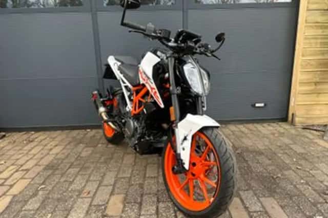 KTM 390 Duke (2019) thumbnail 5
