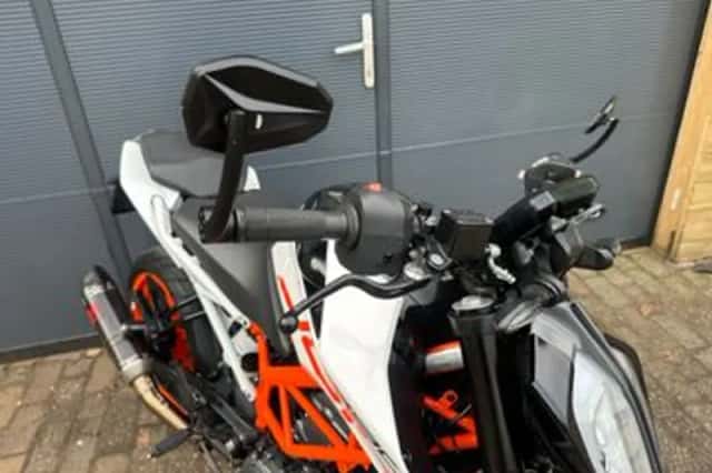 KTM 390 Duke (2019) thumbnail 6