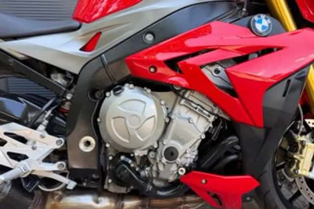 BMW S 1000 R (2015) thumbnail 3