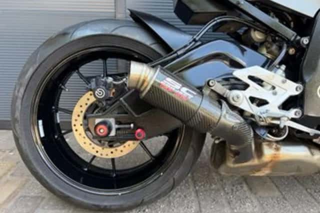 BMW S 1000 R (2015) thumbnail 4