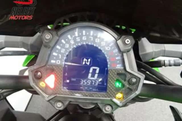 Kawasaki Z900 (2017) thumbnail 2
