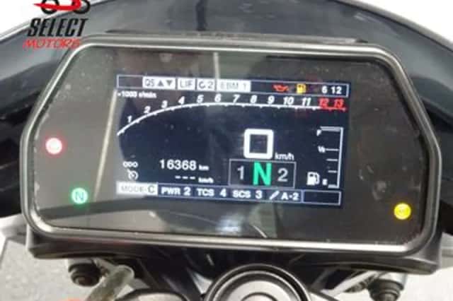 Yamaha MT-10 (2022) thumbnail 2