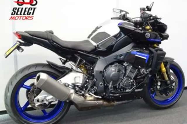 Yamaha MT-10 (2022) thumbnail 3
