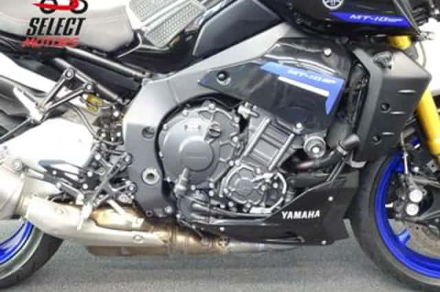 Yamaha MT-10 (2022) thumbnail 6