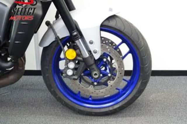 Yamaha MT-09 (2021) thumbnail 5