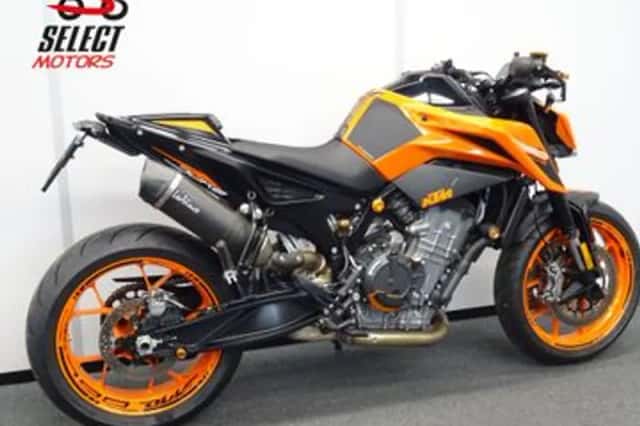 KTM 790 Duke (2022) thumbnail 3
