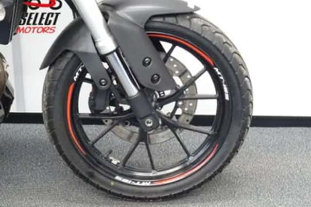 Yamaha MT-125 (2016) thumbnail 5