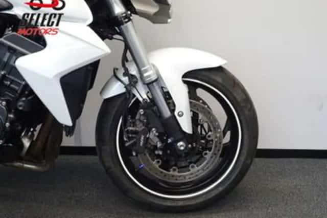Honda CB1000R (2011) thumbnail 5