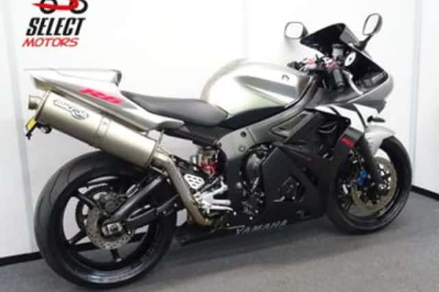 Yamaha YZF-R6 (2003) thumbnail 3