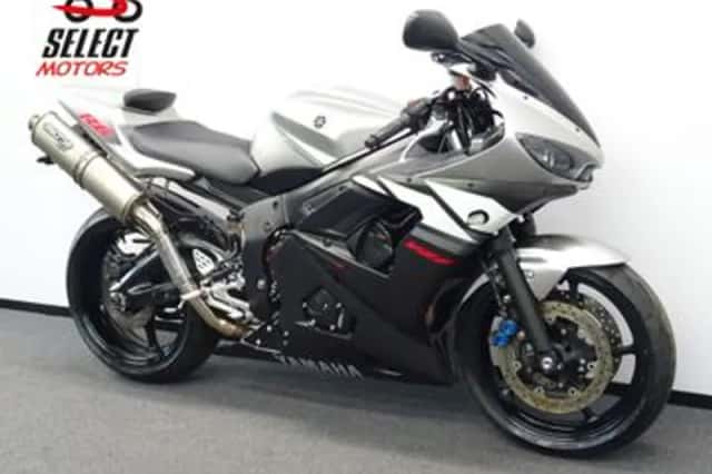 Yamaha YZF-R6 (2003) thumbnail 4