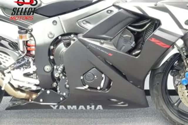 Yamaha YZF-R6 (2003) thumbnail 6