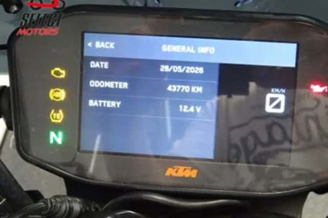 KTM 790 Duke (2018) thumbnail 2