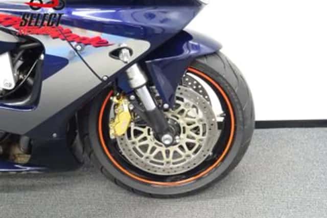 Honda CBR 900 RR Fireblade (2001) thumbnail 5
