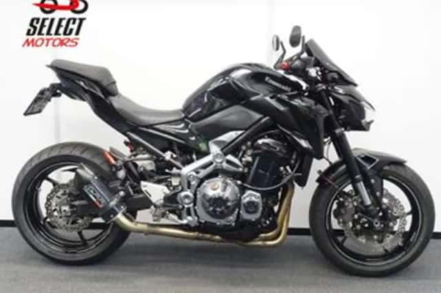 Kawasaki Z900 (2017) thumbnail 1