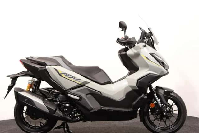 Honda Adv 350 (2026) thumbnail 1