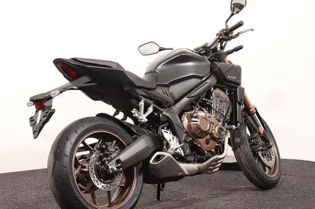Honda CB650R (2026) thumbnail 5
