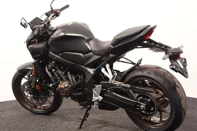 Honda CB650R (2026) thumbnail 5