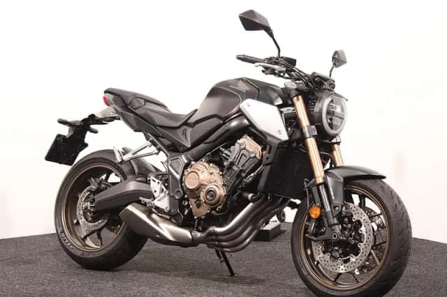 Honda CB650R (2023) thumbnail 2