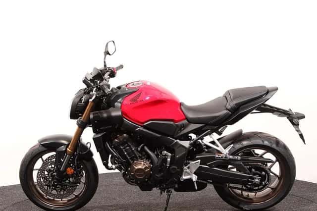 Honda CB 650 RC (2026) thumbnail 4