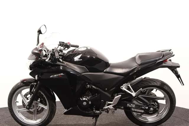 Honda CBR250R (2011) thumbnail 4