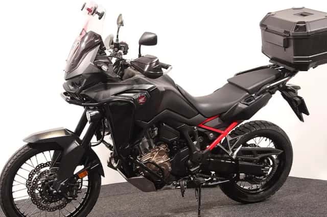 Honda CRF 1100 (2022) thumbnail 3
