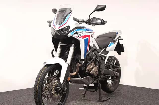 Honda CRF 1100 (2022) thumbnail 3