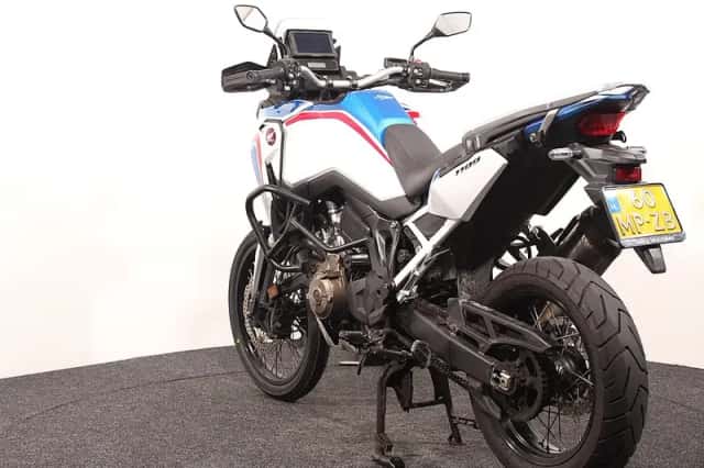 Honda CRF 1100 (2022) thumbnail 5